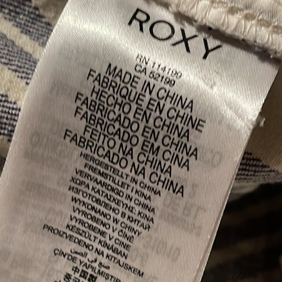 Roxy jean shorts - Picture 4 of 7